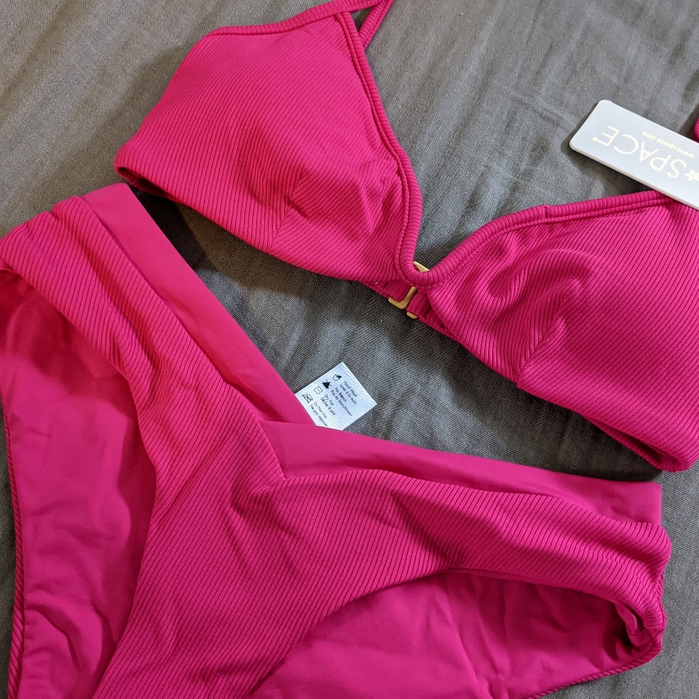 L*Space Helena Pratt Bikini Set Bougainvillea - Picture 2 of 8
